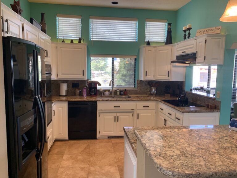 Painted white kitchen cabinets